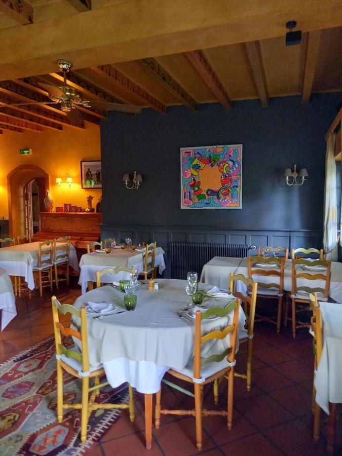 Auberge Des Chasseurs Échenevex Exterior foto