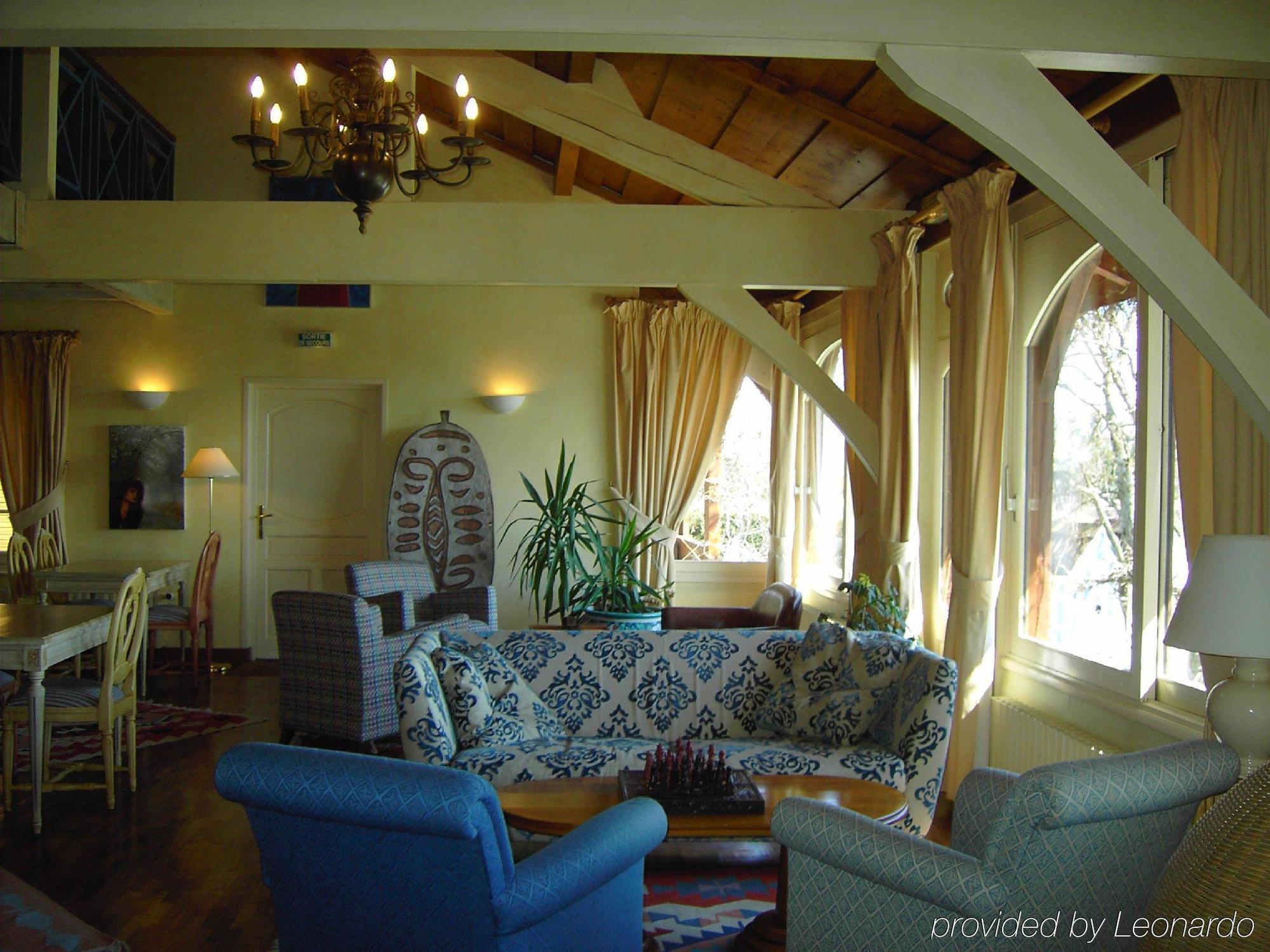Auberge Des Chasseurs Échenevex Interior foto