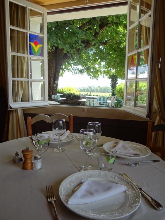 Auberge Des Chasseurs Échenevex Exterior foto